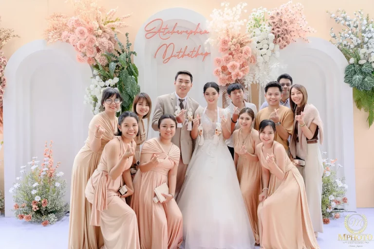 ระบบ QR Photo สำหรับค้นหาและรับภาพภายในงานแต่ง