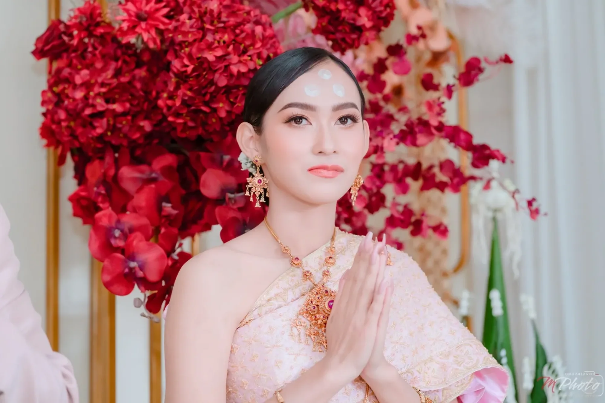 ผลงานภาพคู่บ่าวสาวในจังหวัดบุรีรัมย์